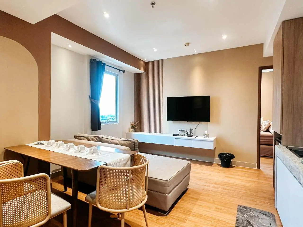 Lantai 11 Sudirman Suites