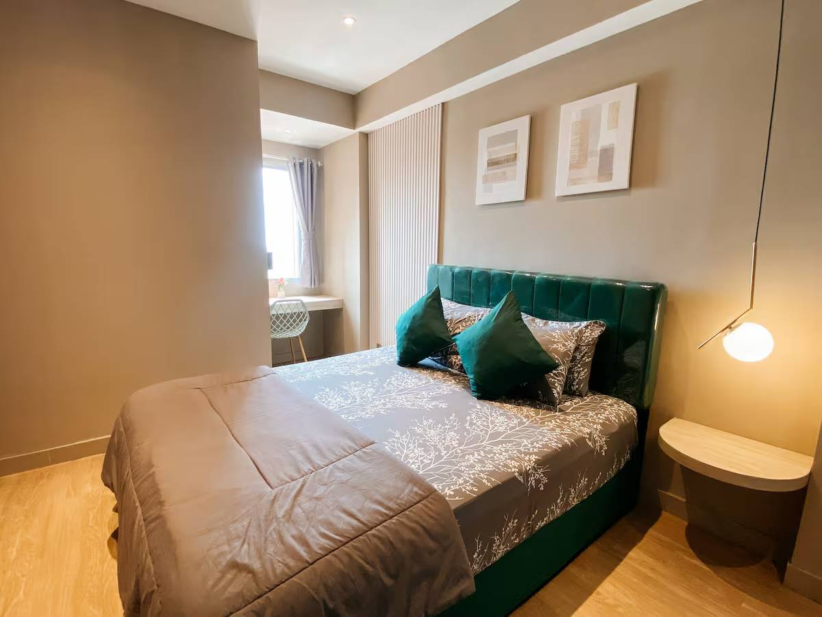 Ruang unit apartemen Sudirman Suites Lantai 18